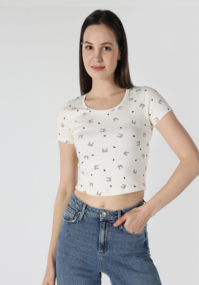 Slim Fit Yuvarlak Yaka Baskılı Kadın Beyaz Kısa Kol Tişört