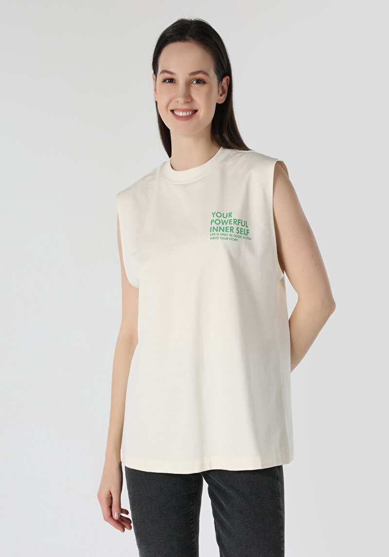 Regular Fit Yuvarlak Yaka Baskılı Kadın Ekru Kolsuz Tişört