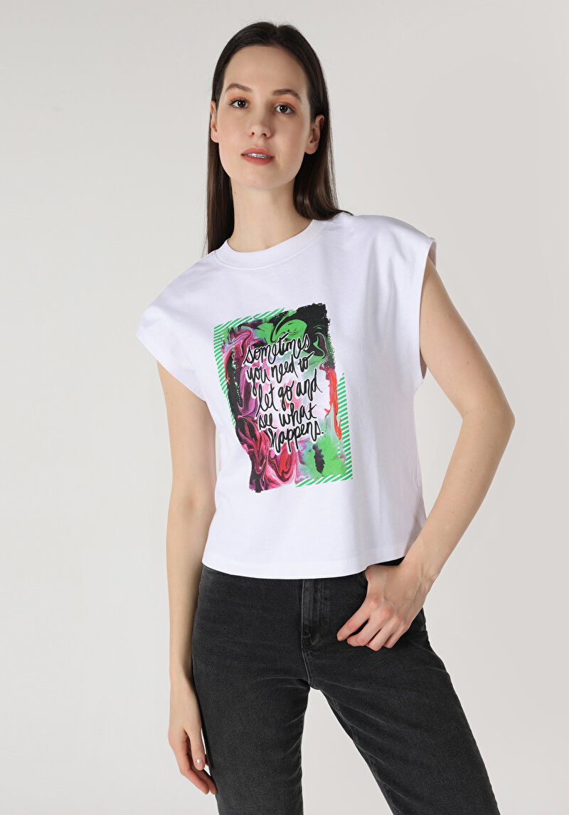 Regular Fit Örme Yuvarlak Yaka Baskılı Kadın Beyaz Kısa Kol Tişört