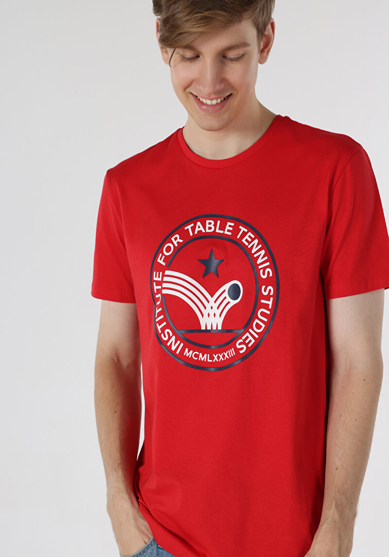 Regular Fit Yuvarlak Yaka Düz Erkek Kirmizi Kısa Kol Tişört