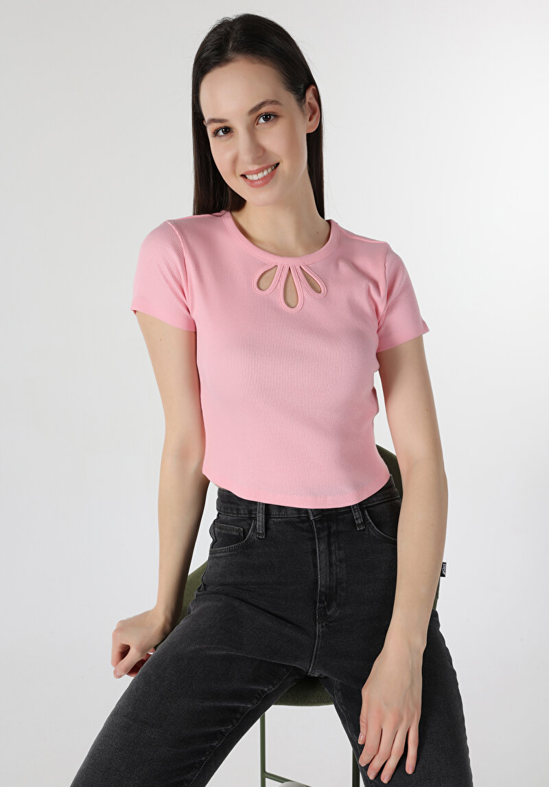 Slim Fit Yuvarlak Yaka  Kadın Pembe Kısa Kol Tişört