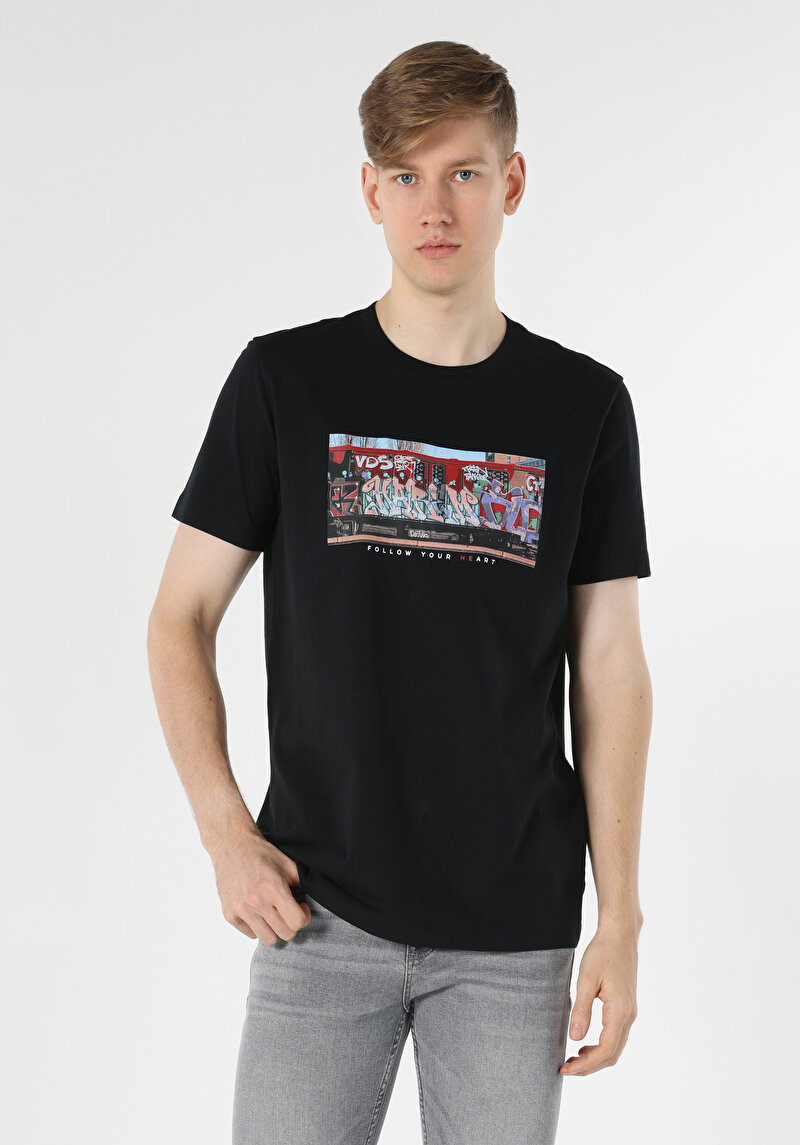 Regular Fit Yuvarlak Yaka Örme Baskılı Cepsiz Erkek Siyah Kısa Kol Tişört