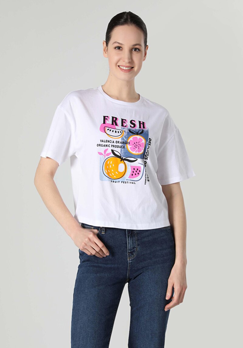 Regular Fit Pamuklu Cepsiz Yuvarlak Yaka Baskılı Kadın Beyaz Kısa Kol Tişört
