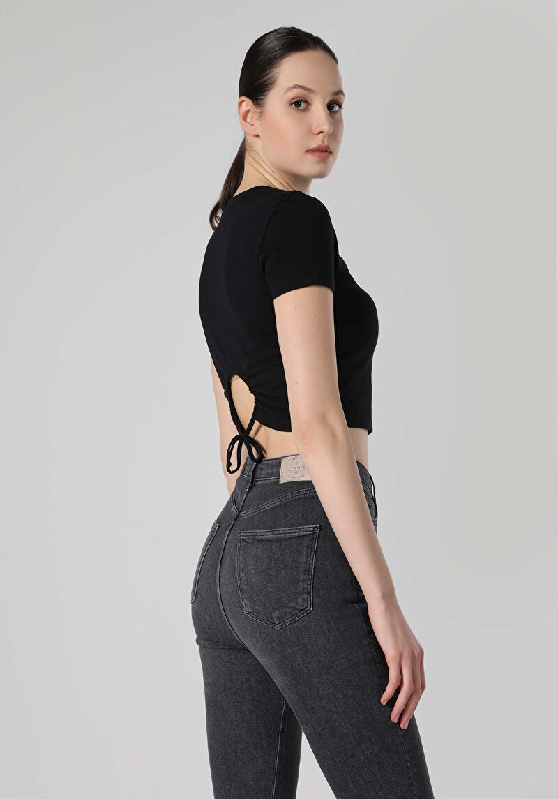 Slim Fit Yuvarlak Yaka Örme Baskılı Kadın Siyah Kısa Kol Tişört
