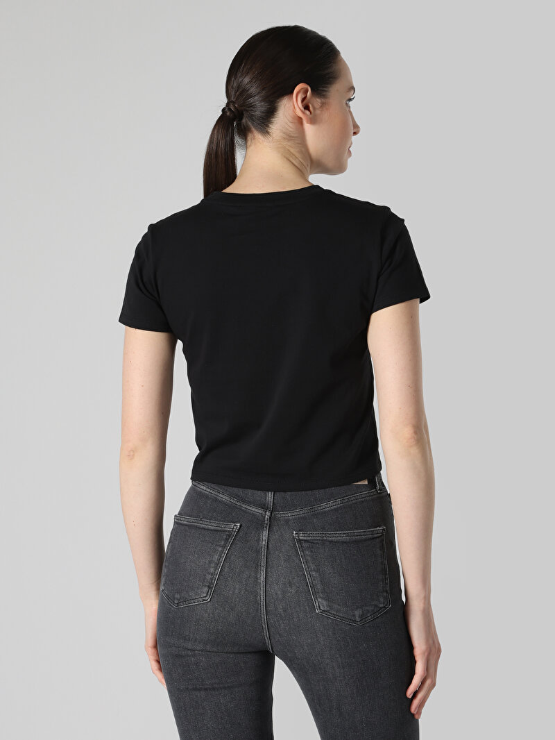 Comfort Fit Yuvarlak Yaka Baskılı Kadın Siyah Pamuk Kısa Kol Tişört