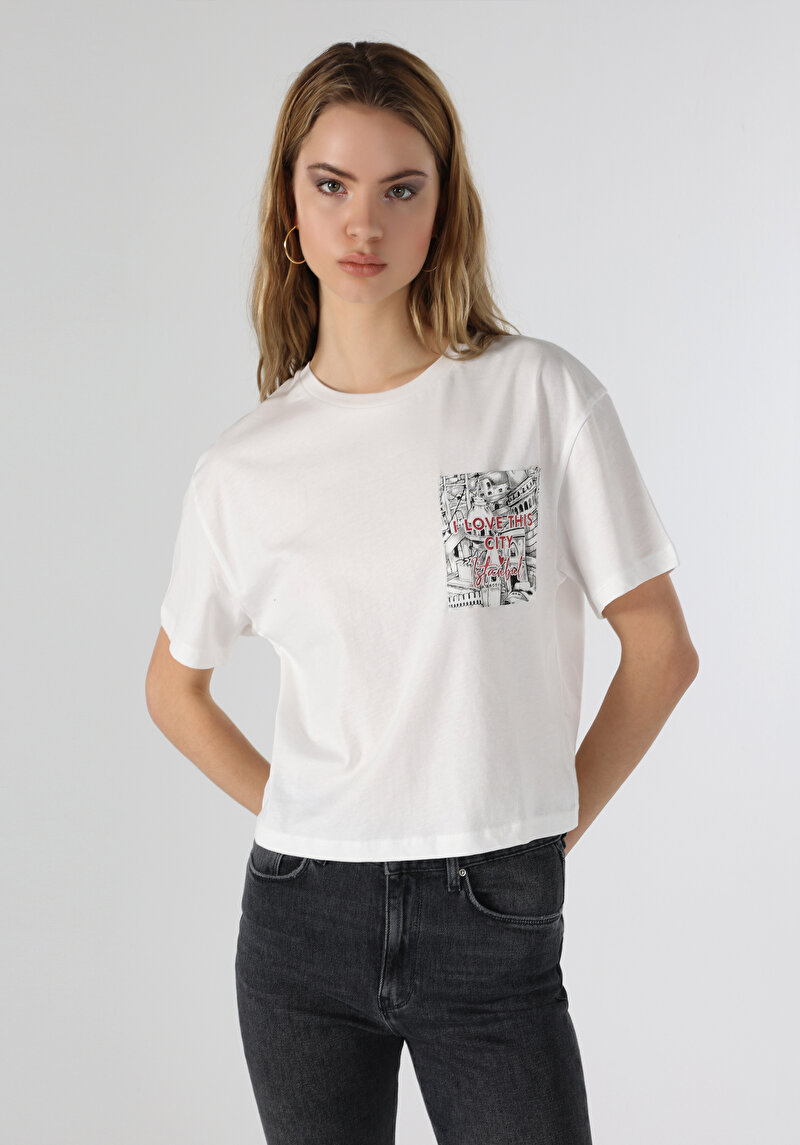 Regular Fit Yuvarlak Yaka Baskılı Kadın Beyaz Kısa Kol Tişört