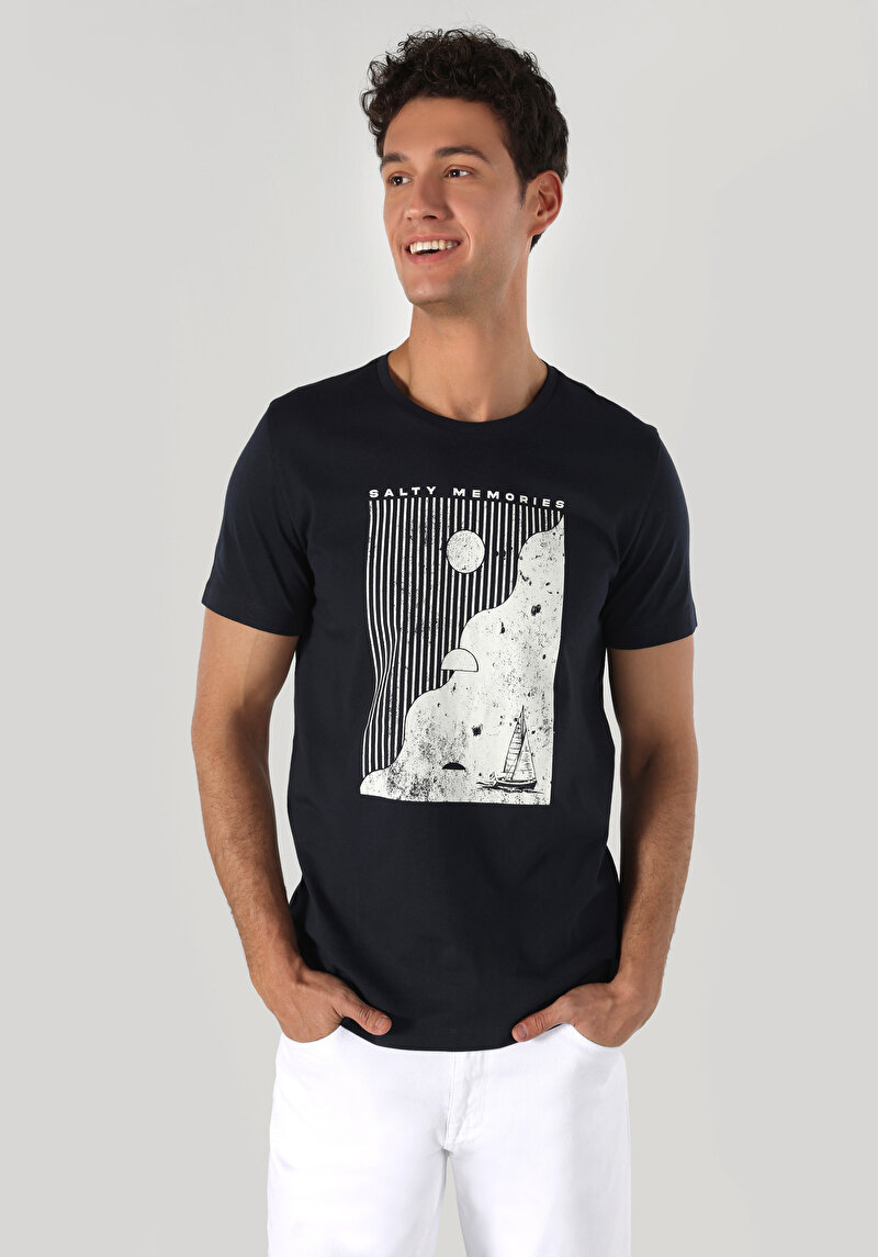 Regular Fit Yuvarlak Yaka Düz Erkek Lacivert Kısa Kol Tişört