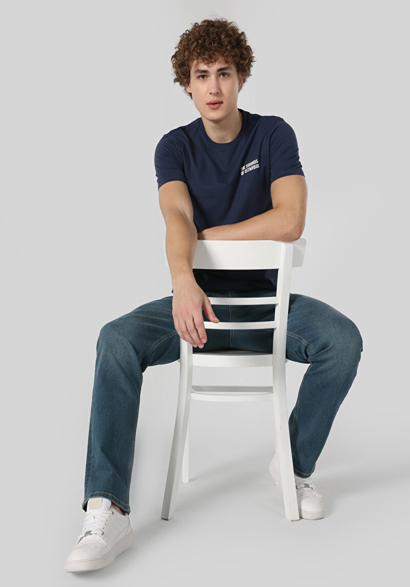 Regular Fit Yuvarlak Yaka Erkek Lacivert Kısa Kol Tişört