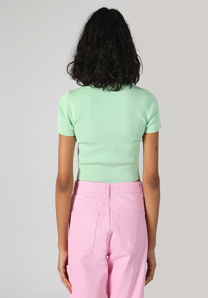Slim Fit Yuvarlak Yaka Düz Kadın Yeşil Kısa Kol Tişört