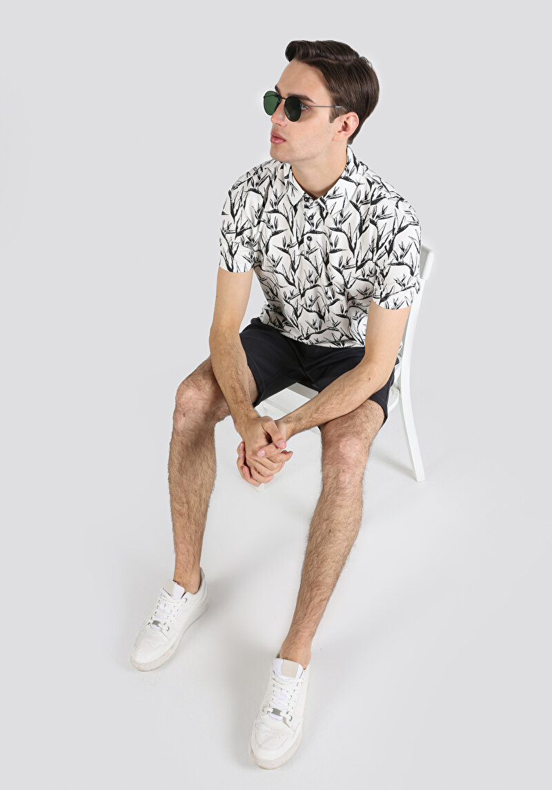 Regular Fit Polo Yaka Baskılı Cepsiz Erkek Beyaz Kısa Kol Tişört