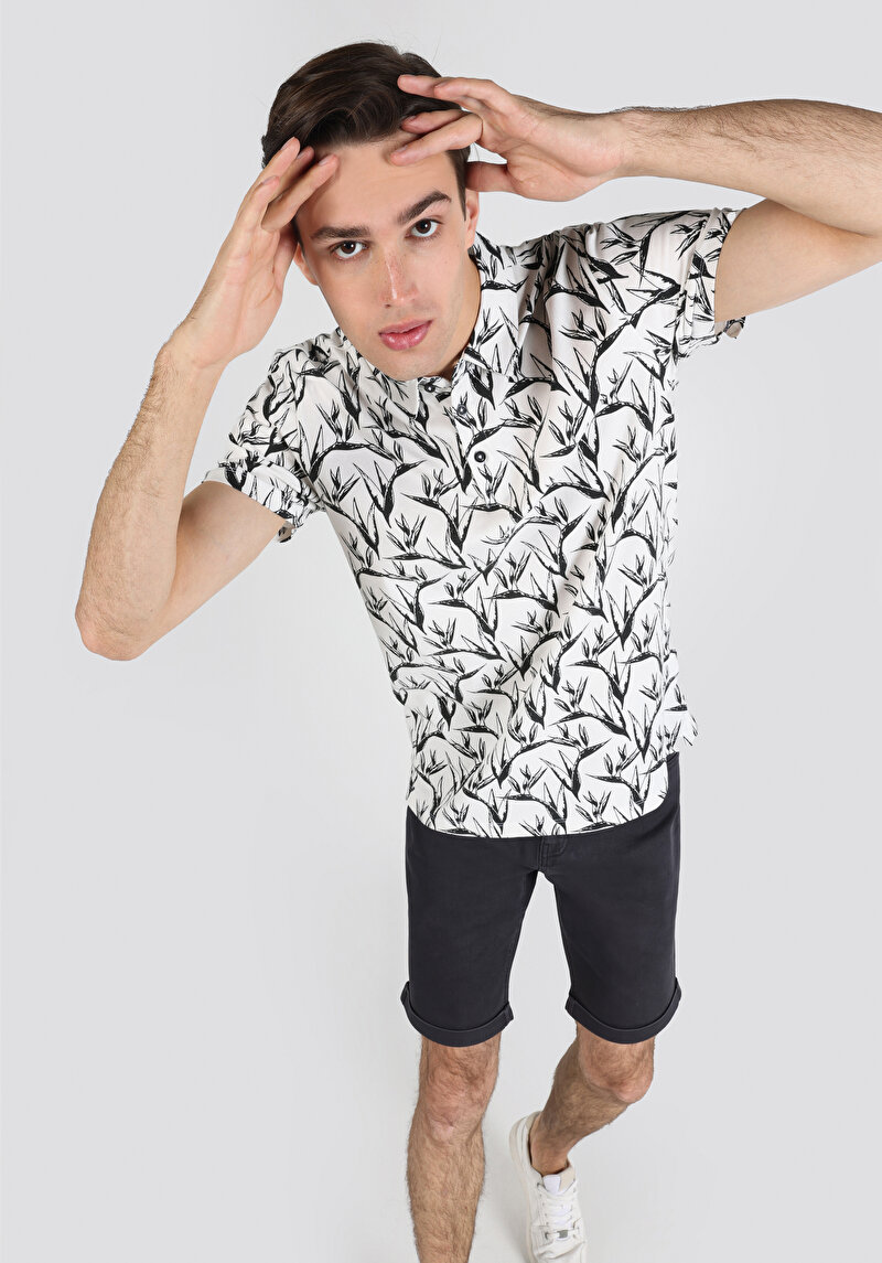 Regular Fit Polo Yaka Baskılı Cepsiz Erkek Beyaz Kısa Kol Tişört