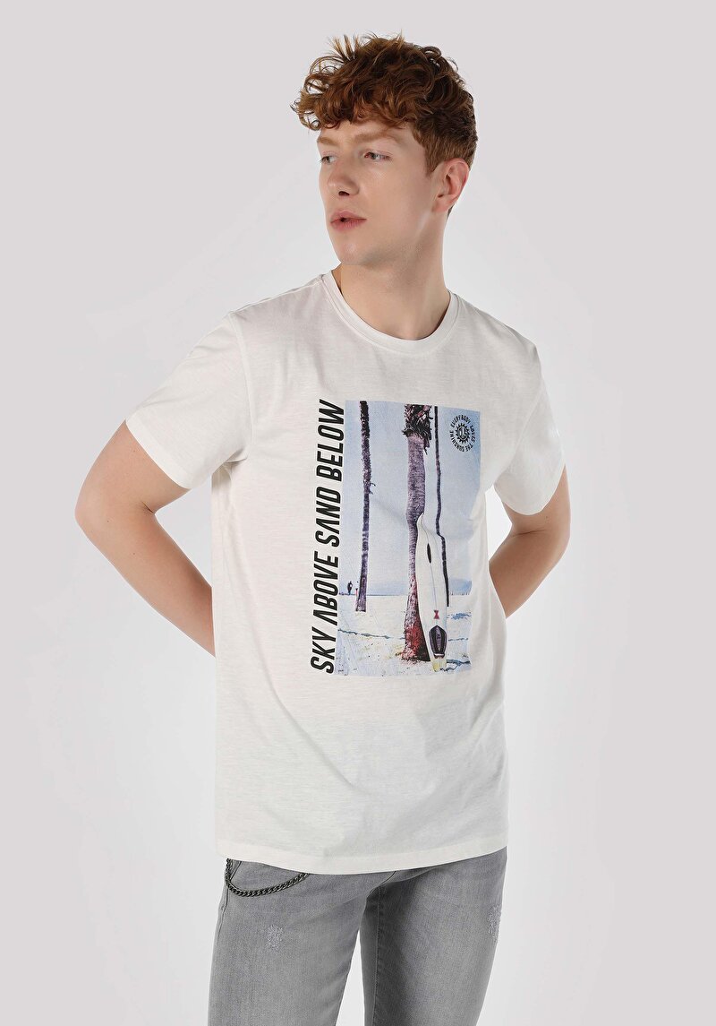 Regular Fit Yuvarlak Yaka Baskılı Erkek Beyaz Kısa Kol Tişört