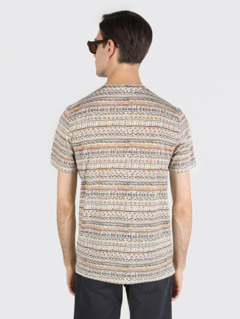 Regular Fit Yuvarlak Yaka Baskılı Erkek Ekru Kısa Kol Tişört