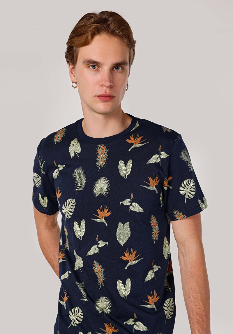 Regular Fit Yuvarlak Yaka Baskılı Erkek Lacivert Kısa Kol Tişört
