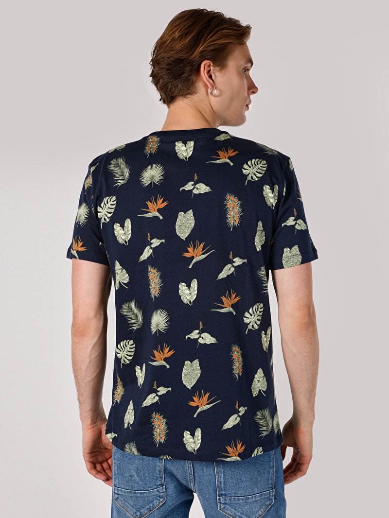 Regular Fit Yuvarlak Yaka Baskılı Erkek Lacivert Kısa Kol Tişört