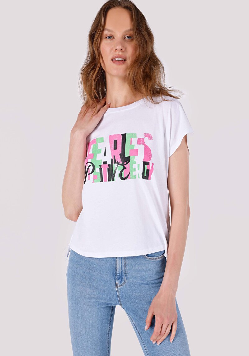 Regular Fit Yuvarlak Yaka Baskılı Kadın Beyaz Kısa Kol Tişört