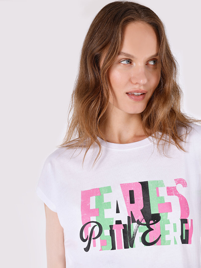 Regular Fit Yuvarlak Yaka Baskılı Kadın Beyaz Kısa Kol Tişört