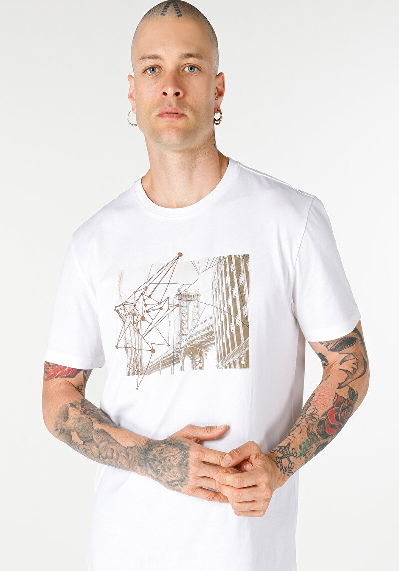 Regular Fit Yuvarlak Yaka Erkek Beyaz Kısa Kol Tişört