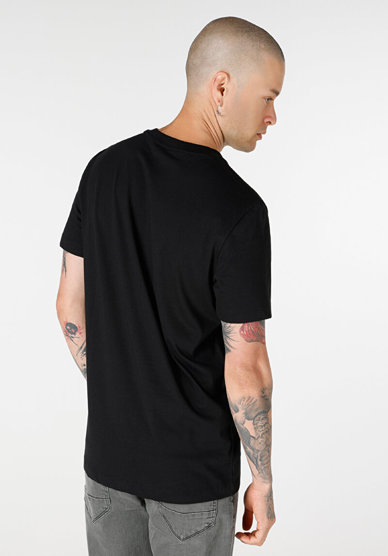 Regular Fit Yuvarlak Yaka Erkek Siyah Kısa Kol Tişört