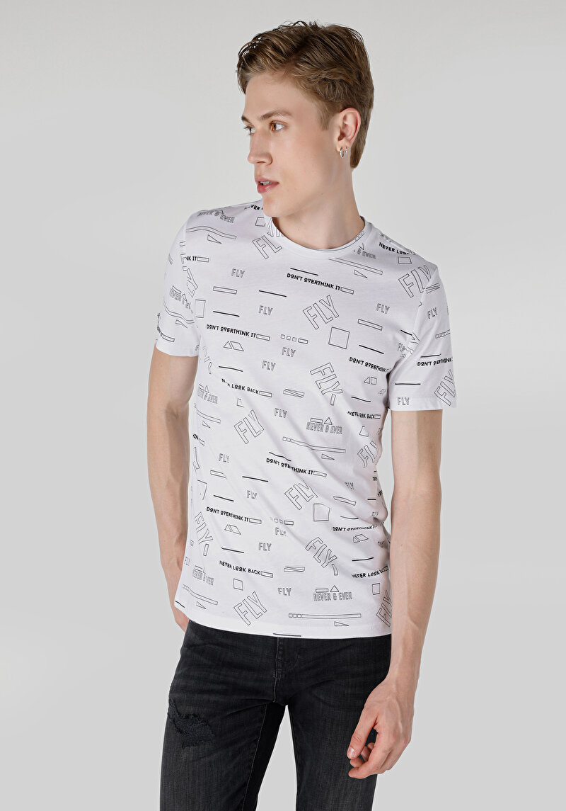 Regular Fit Yuvarlak Yaka Erkek Beyaz Kısa Kol Tişört