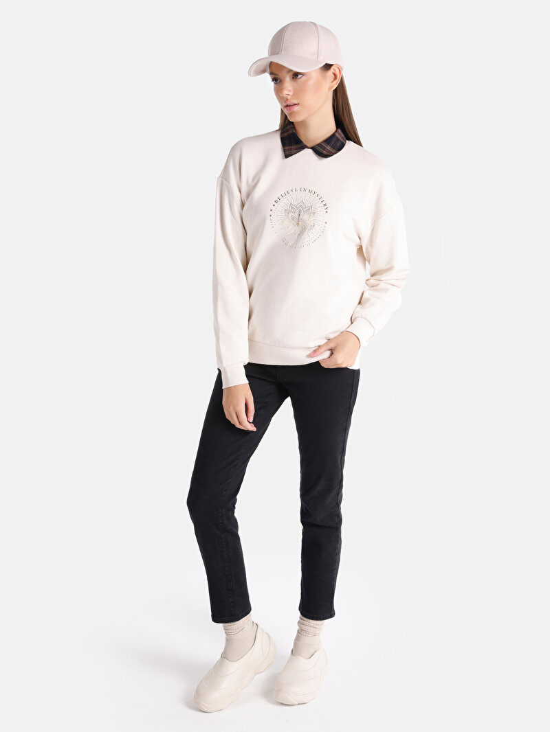 Regular Fit Yuvarlak Yaka Baskılı Kadın Bej Sweatshirt