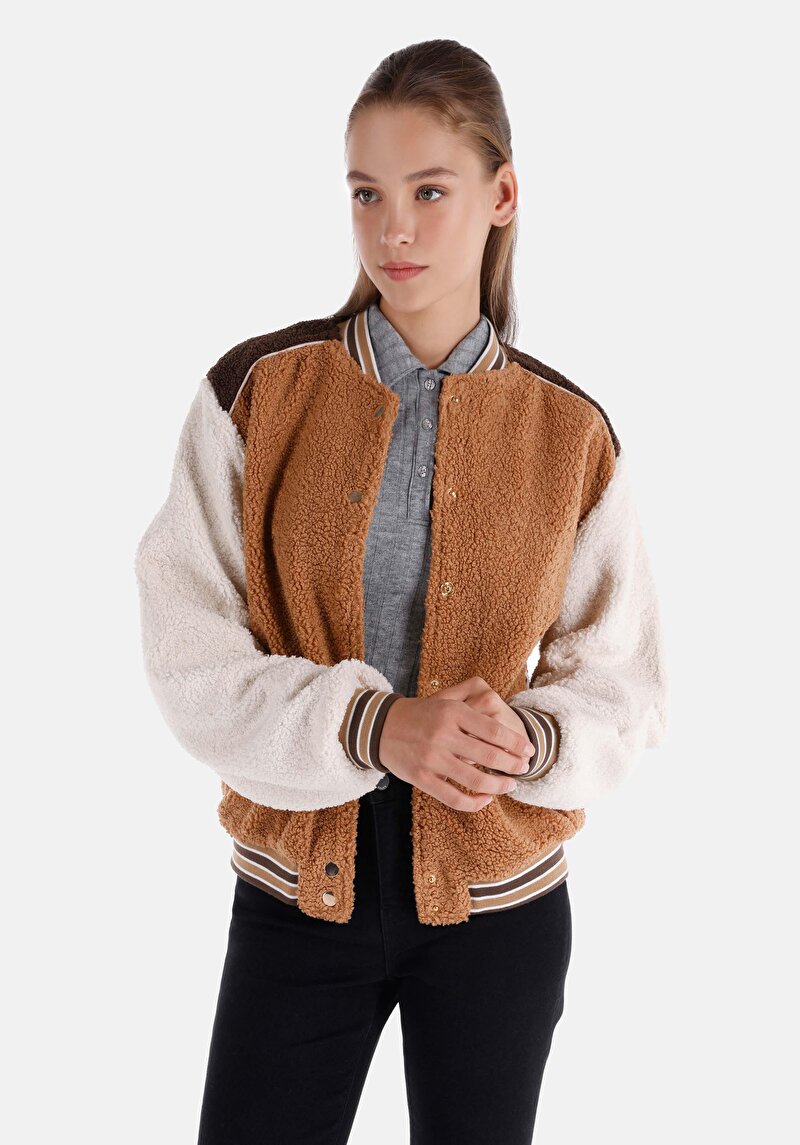 Regular Fit Polo Yaka Çıtçıtlı Astarlı Kadın Çok Renkli Mont