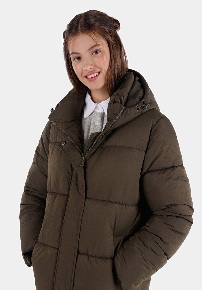 Regular Fit Kapüşonlu Fermuarlı Astarlı Kadın Yeşil Kaban