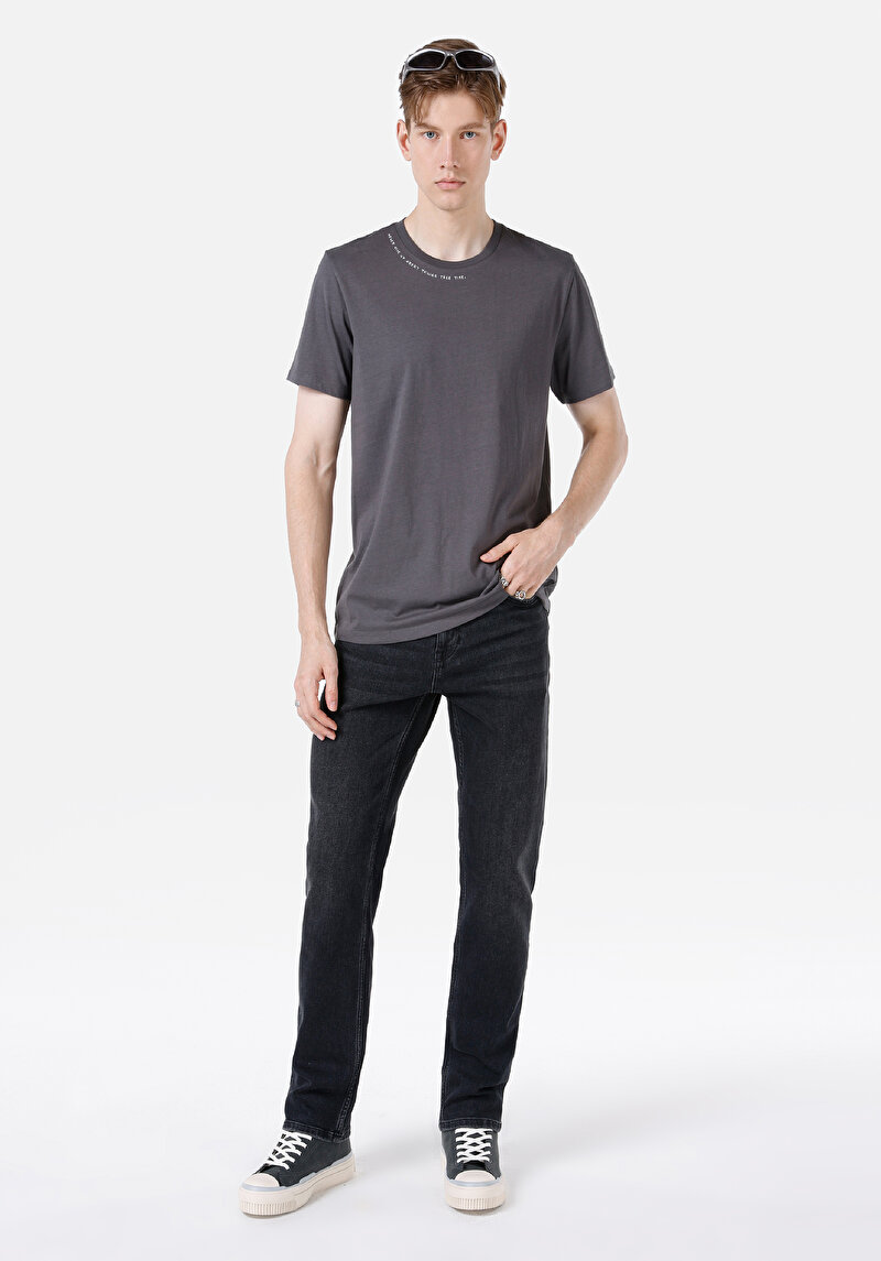 Regular Fit Yuvarlak Yaka Düz Erkek Antrasit Kısa Kol Tişört