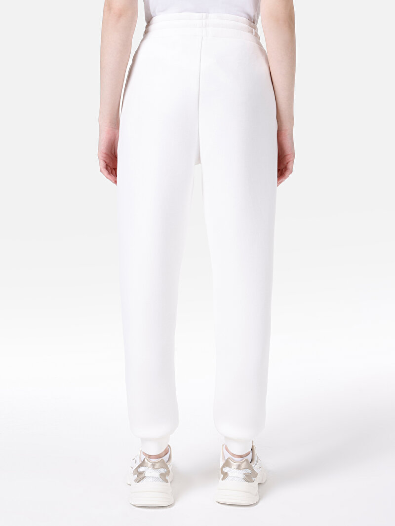 Slim Fit Orta Bel Baskılı Kadın Beyaz Eşofman Altı