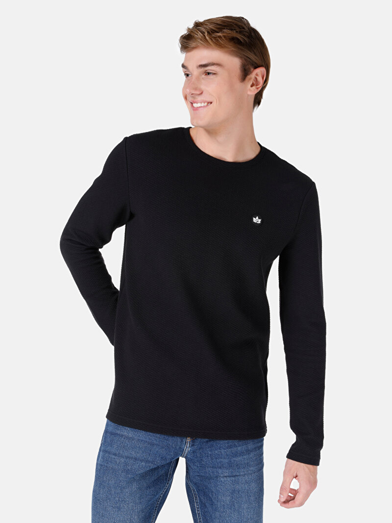 Regular Fit Yuvarlak Yaka Erkek Siyah Uzun Kol Tişört