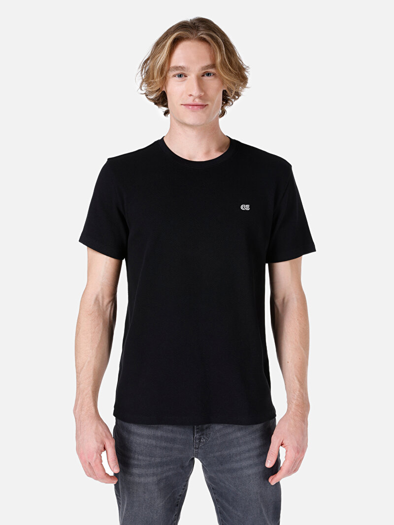 Regular Fit Yuvarlak Yaka Erkek Siyah Kısa Kol Örme Tişört