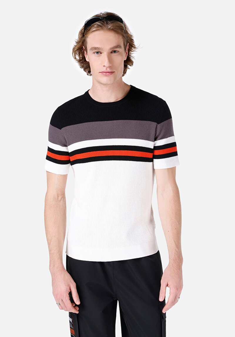 Regular Fit Yuvarlak Yaka Jakarlı Erkek Beyaz Kazak