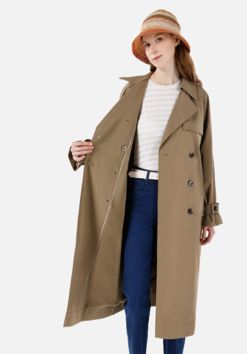 Regular Fit Klasik Bedenli Düğmeli Astarsız  Kadın Yeşil Mont