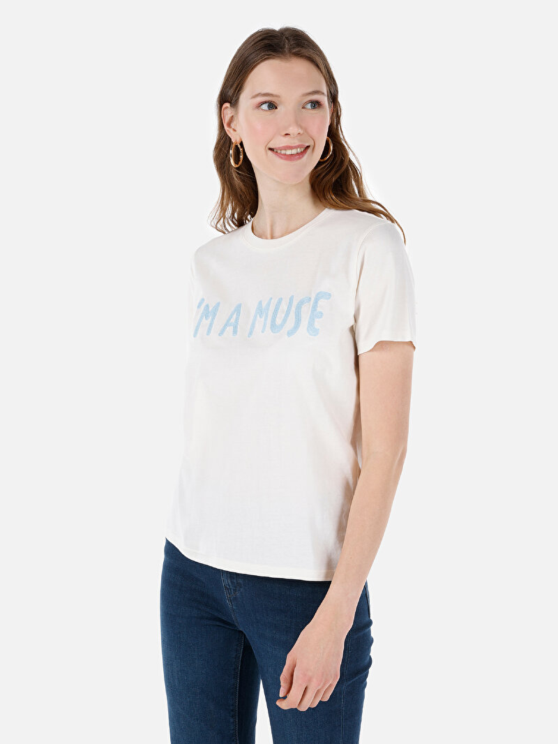 Regular Fit Yuvarlak Yaka Kadın Beyaz Kısa Kol Tişört