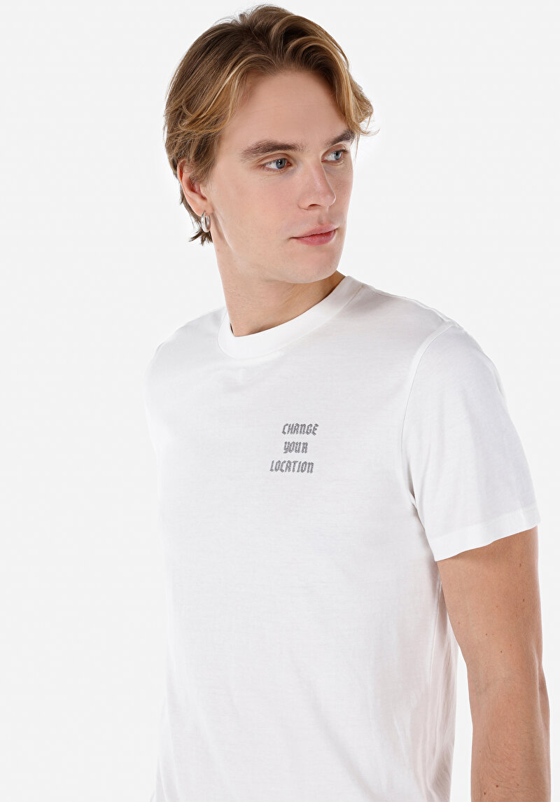 Regular Fit Yuvarlak Yaka Düz Erkek Beyaz Yazı Baskılı Kısa Kol Tişört