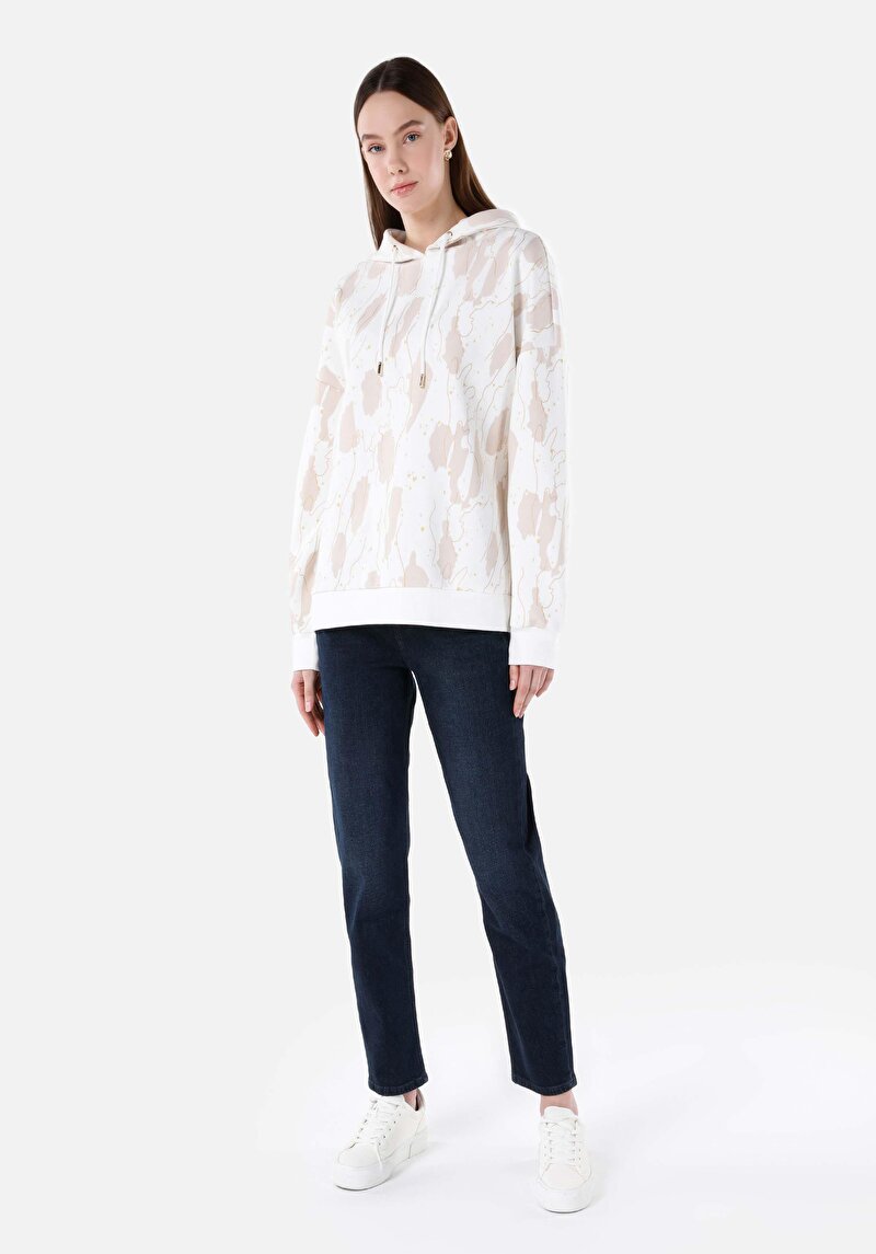 Comfort Fit Kadın Beyaz Sweatshirt