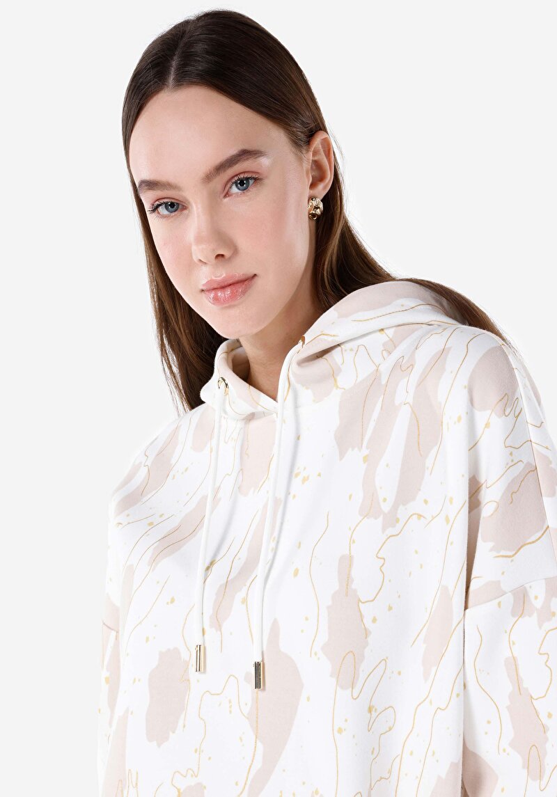 Comfort Fit Kadın Beyaz Sweatshirt