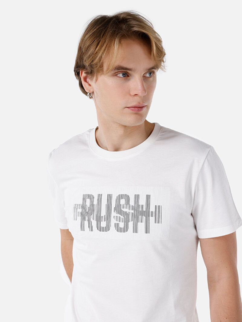 Regular Fit Yuvarlak Yaka Düz Erkek Beyaz Kısa Kol Tişört