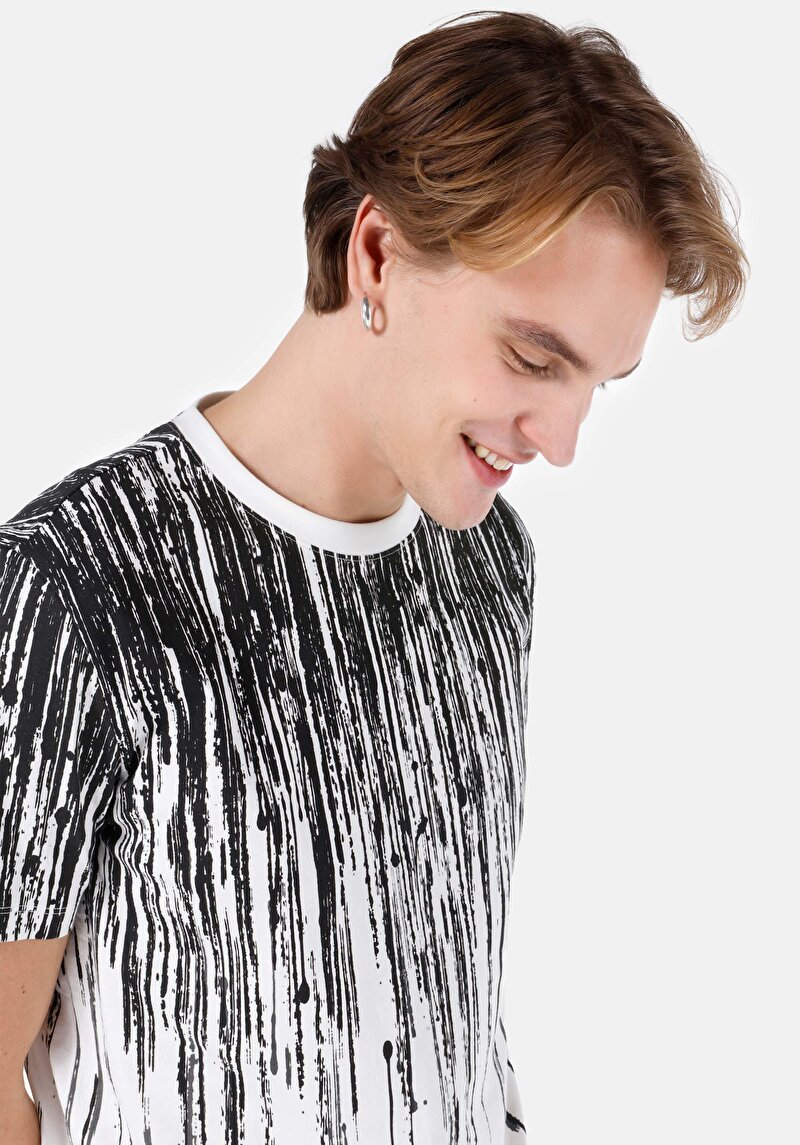 Regular Fit Yuvarlak Yaka Düz Erkek Beyaz Kısa Kol Tişört