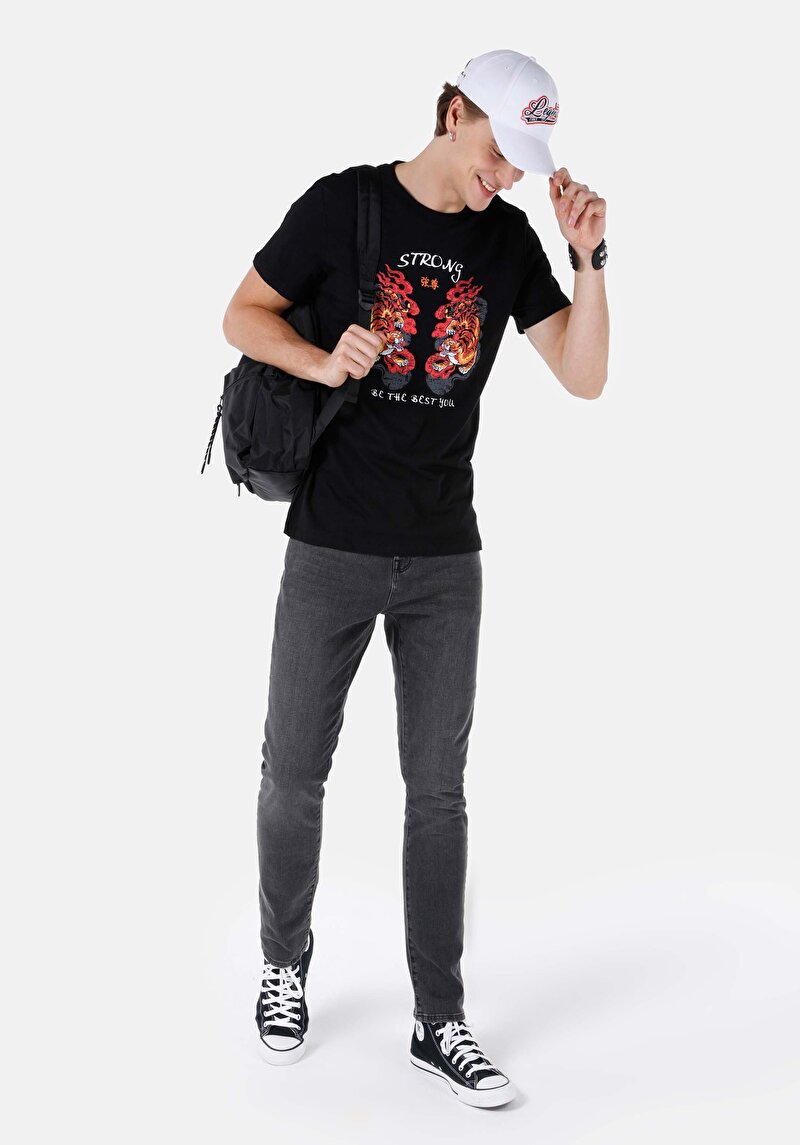 Regular Fit Yuvarlak Yaka Düz Erkek Siyah Kısa Kol Tişört