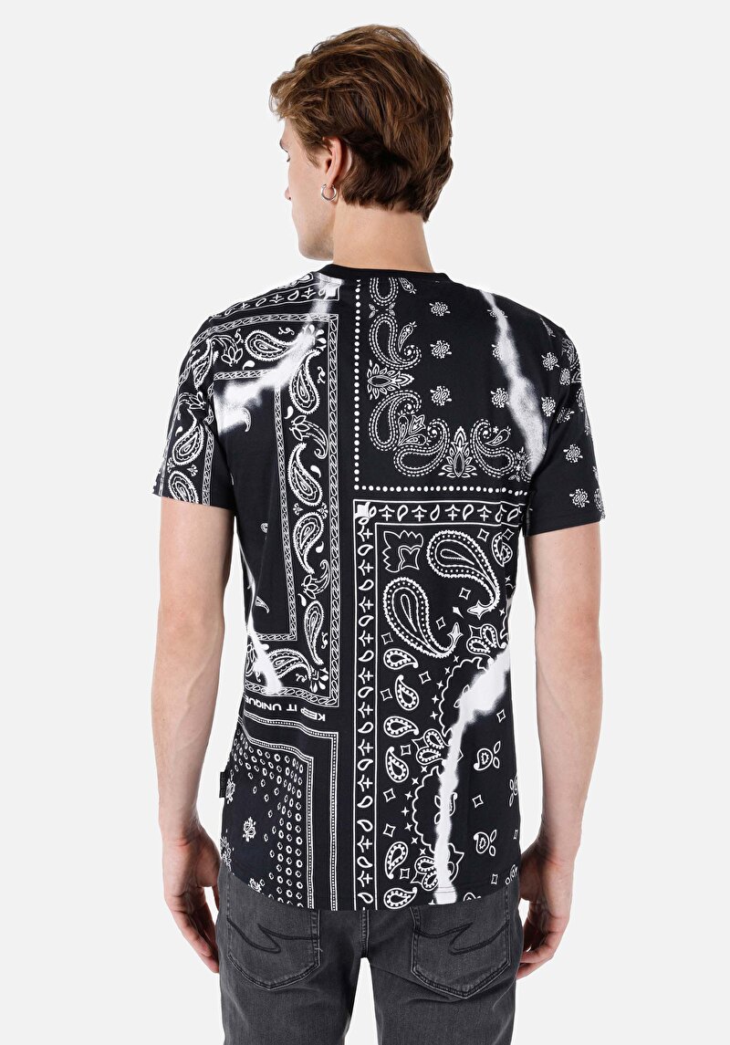Regular Fit Yuvarlak Yaka Pamuklu Baskılı Cepsiz Erkek Siyah Kısa Kol Tişört