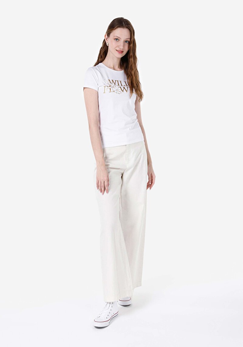 Slim Fit Yuvarlak Yaka Baskılı Kadın Beyaz Kısa Kol Tişört