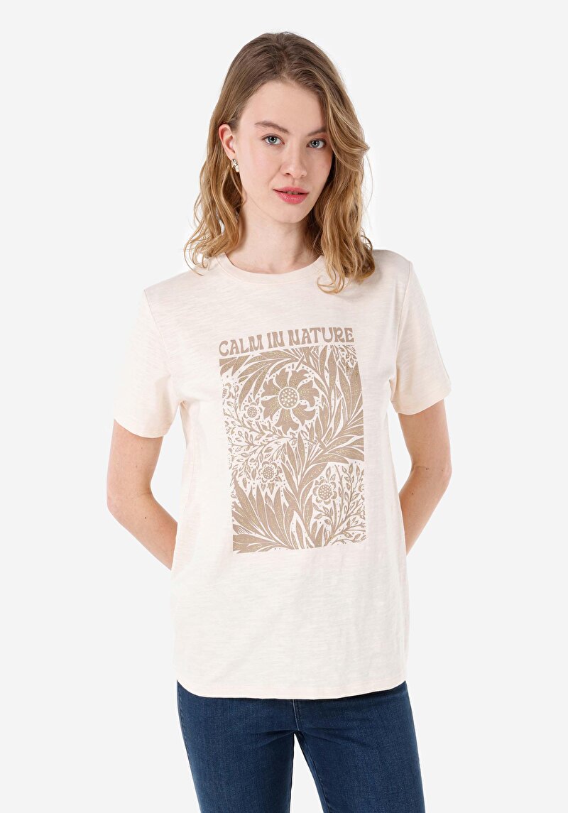 Regular Fit Yuvarlak Yaka Kadın Ekru Kısa Kol Tişört