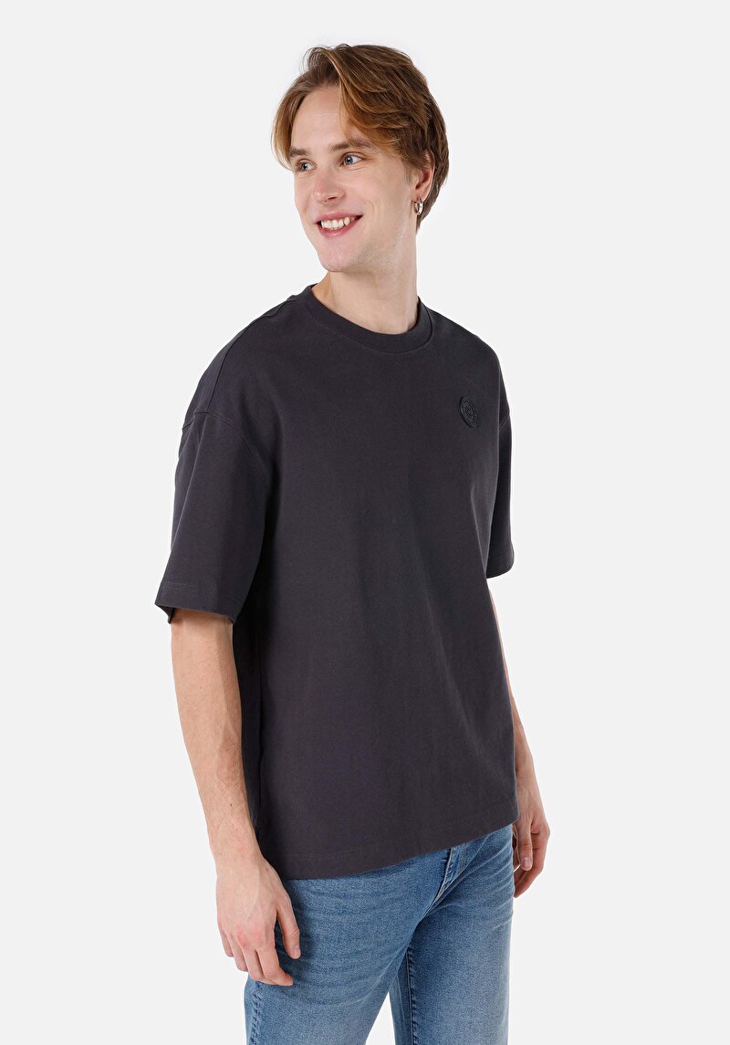 Oversize Fit Yuvarlak Yaka Düz Erkek Antrasit Kısa Kol Tişört