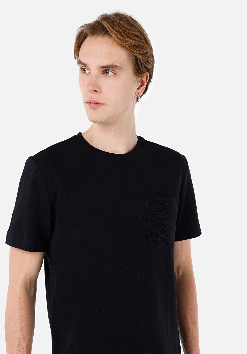 Regular Fit Yuvarlak Yaka Düz Erkek Siyah Kısa Kol Tişört
