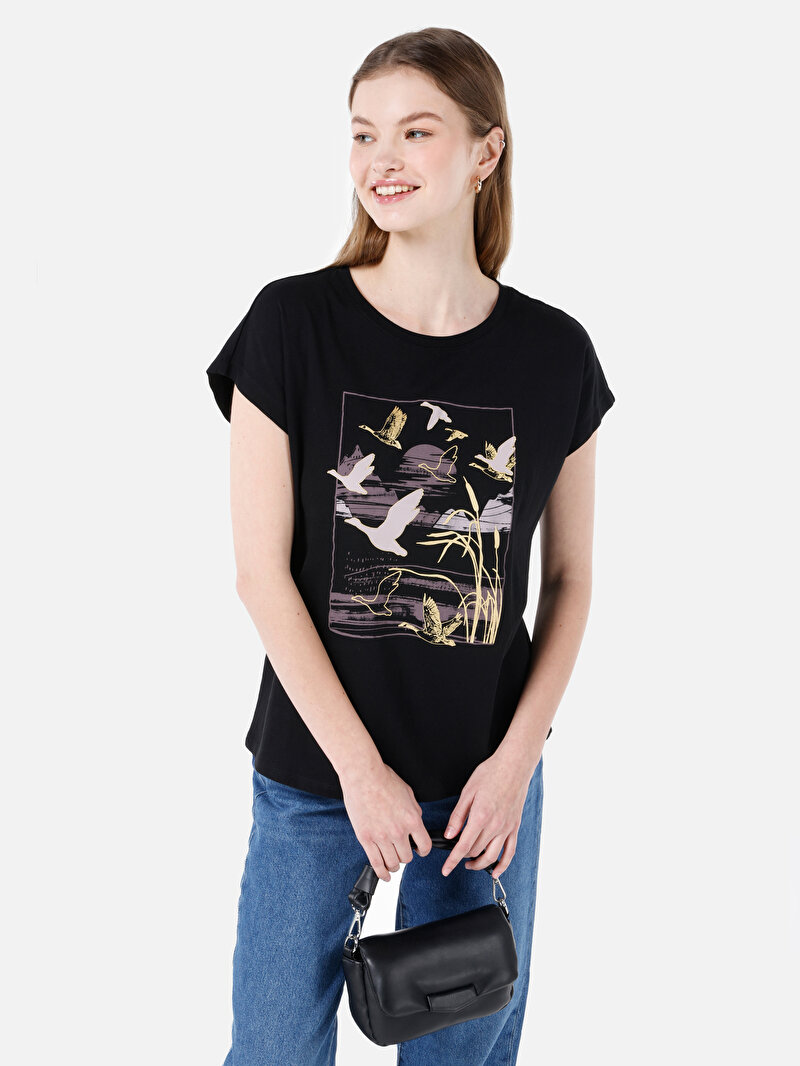 Regular Fit Yuvarlak Yaka Baskılı Kadın Siyah Kısa Kol Tişört