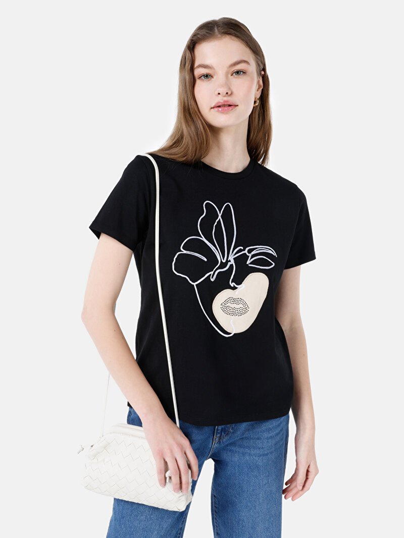 Regular Fit Yuvarlak Yaka Kadın Siyah Kısa Kol Tişört