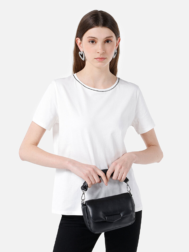 Regular Fit Yuvarlak Yaka Düz Kadın Beyaz Kısa Kol Örme Tişört