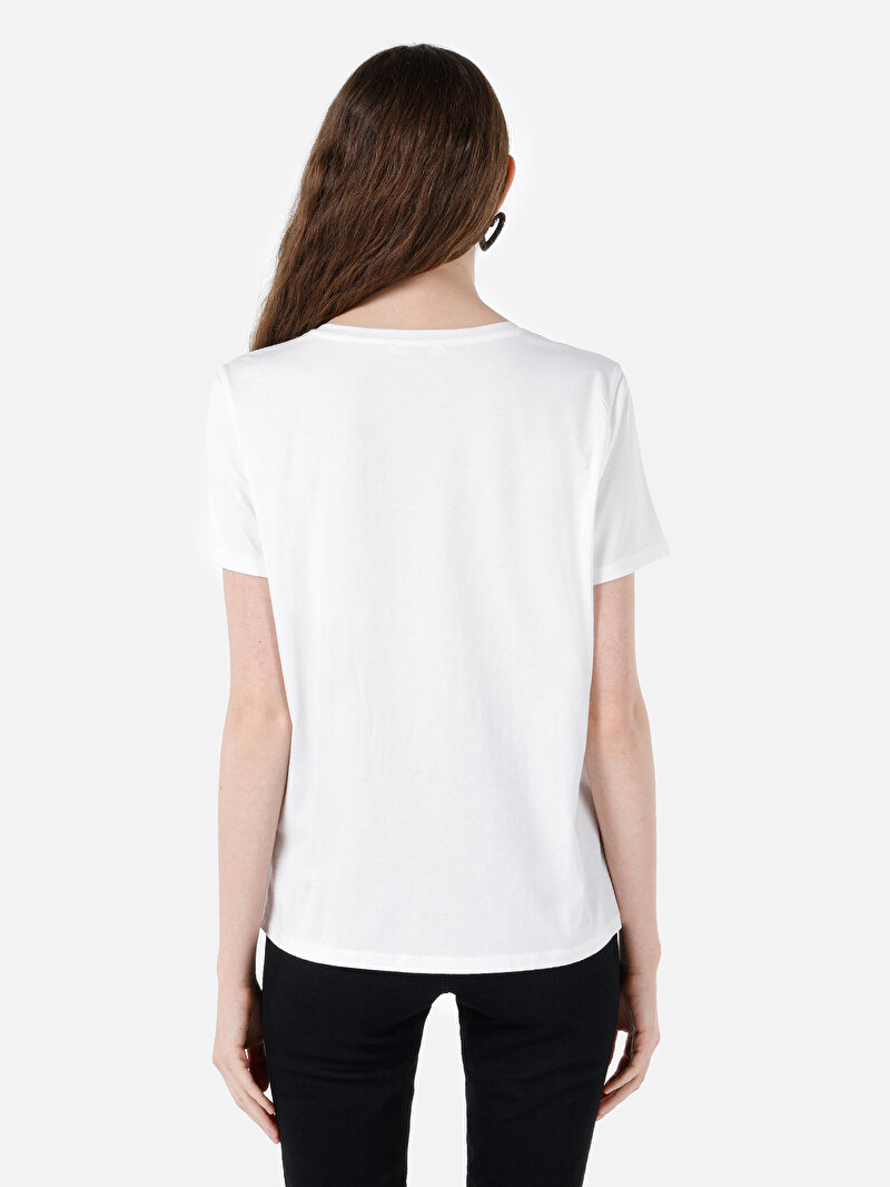 Regular Fit Yuvarlak Yaka Düz Kadın Beyaz Kısa Kol Örme Tişört