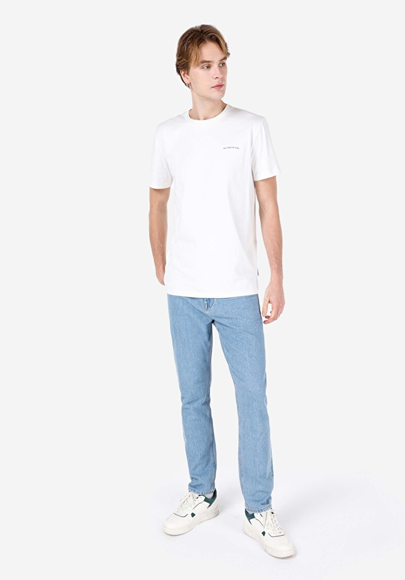 Comfort Fit Yuvarlak Yaka Düz Erkek Beyaz Kısa Kol Tişört